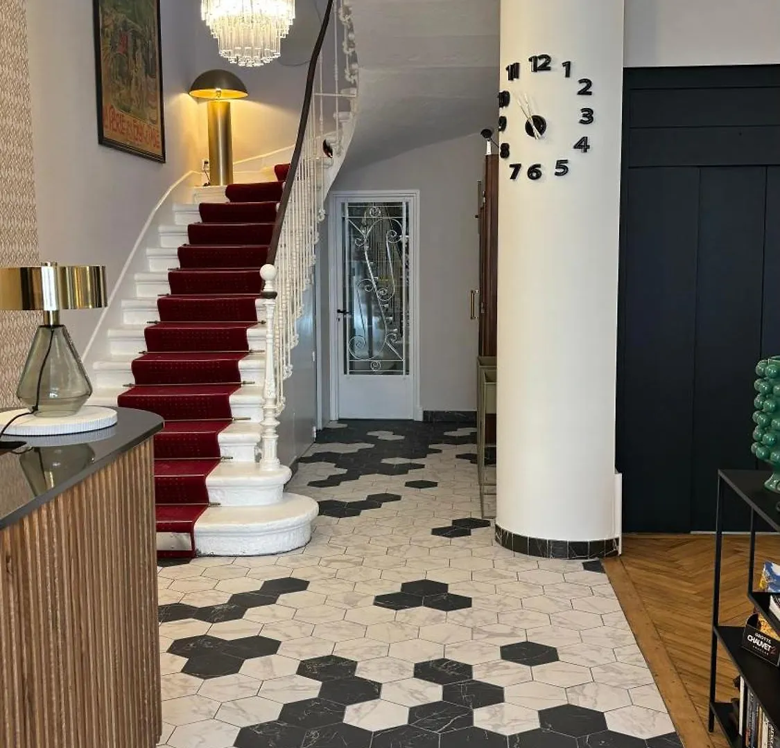*** Hotel Grand Hôtel de Lyon Vals-les-Bains France
