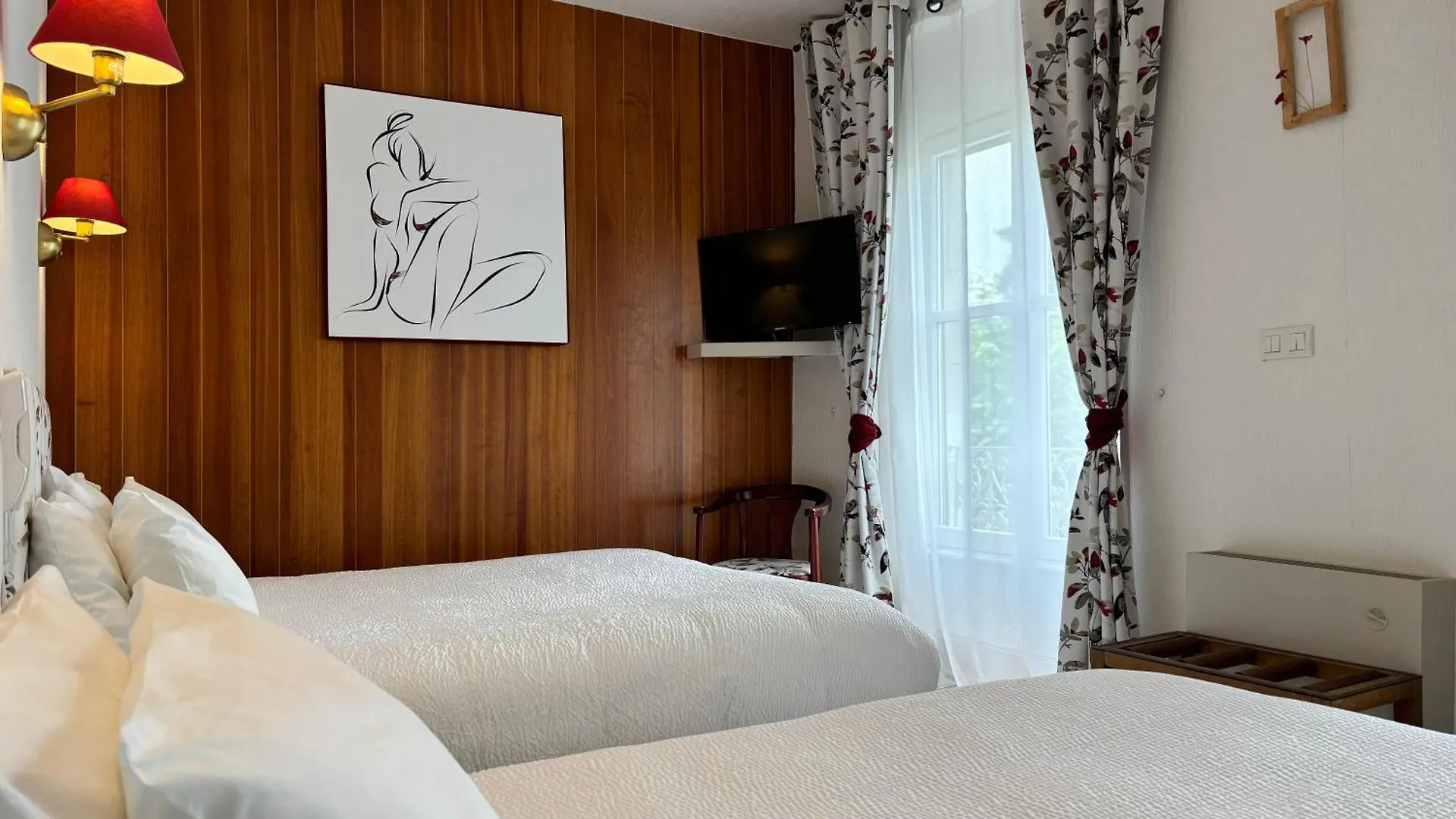 Grand Hôtel de Lyon Vals-les-Bains Hotel