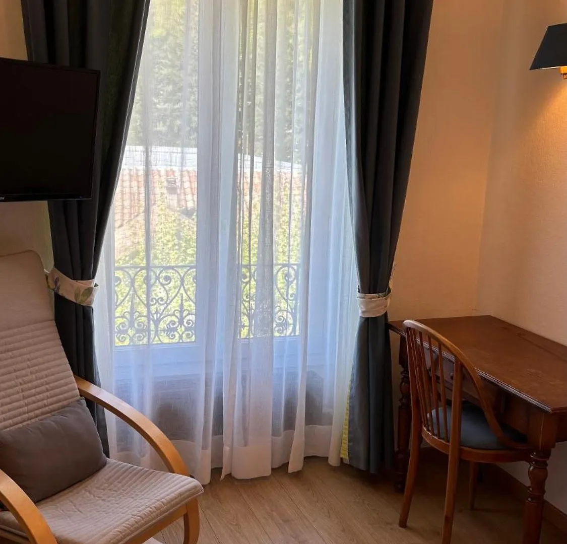 Grand Hôtel de Lyon Vals-les-Bains