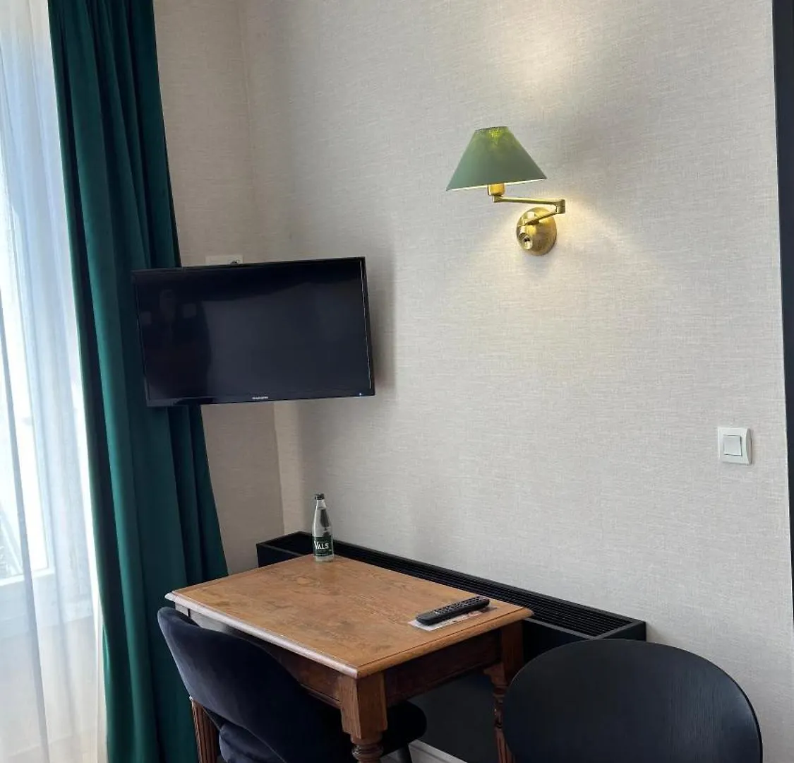 Hotel Grand Hôtel de Lyon Vals-les-Bains