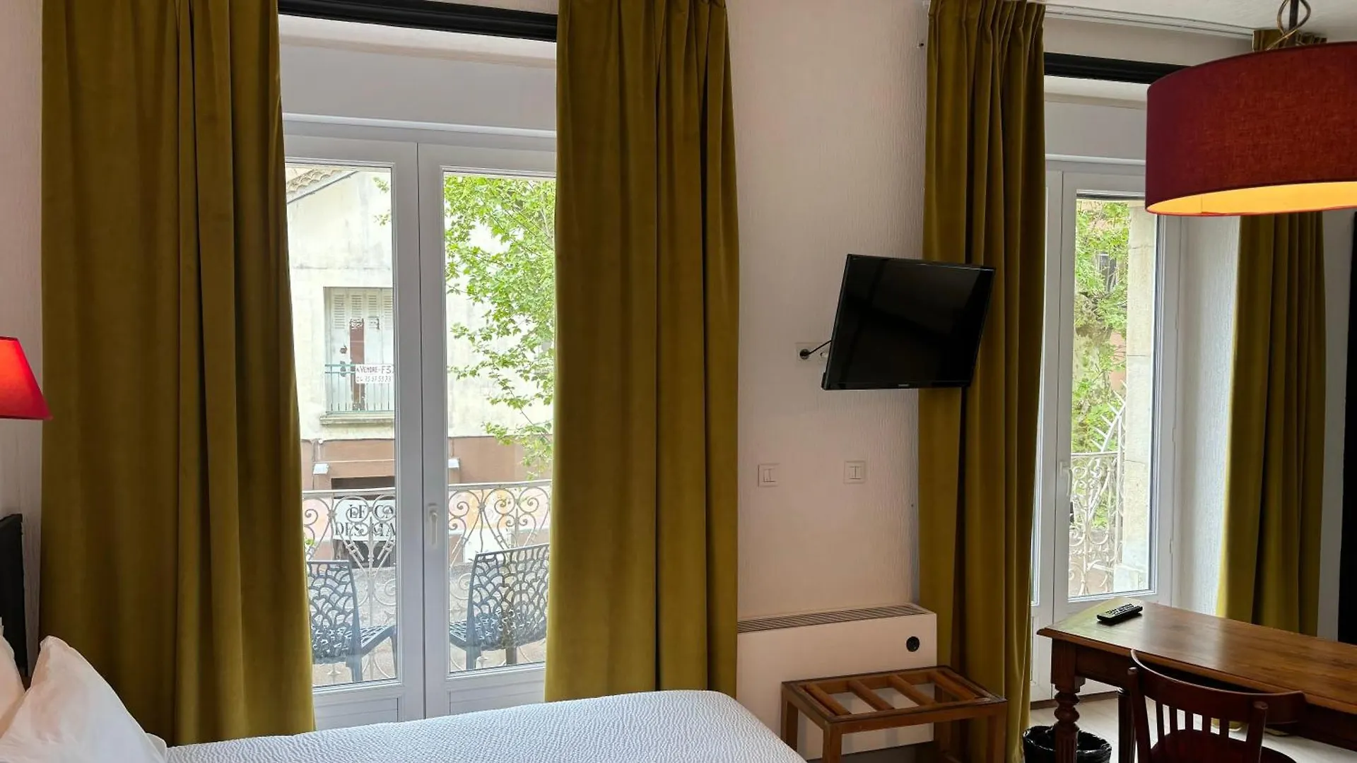 Grand Hôtel de Lyon Vals-les-Bains Hotel