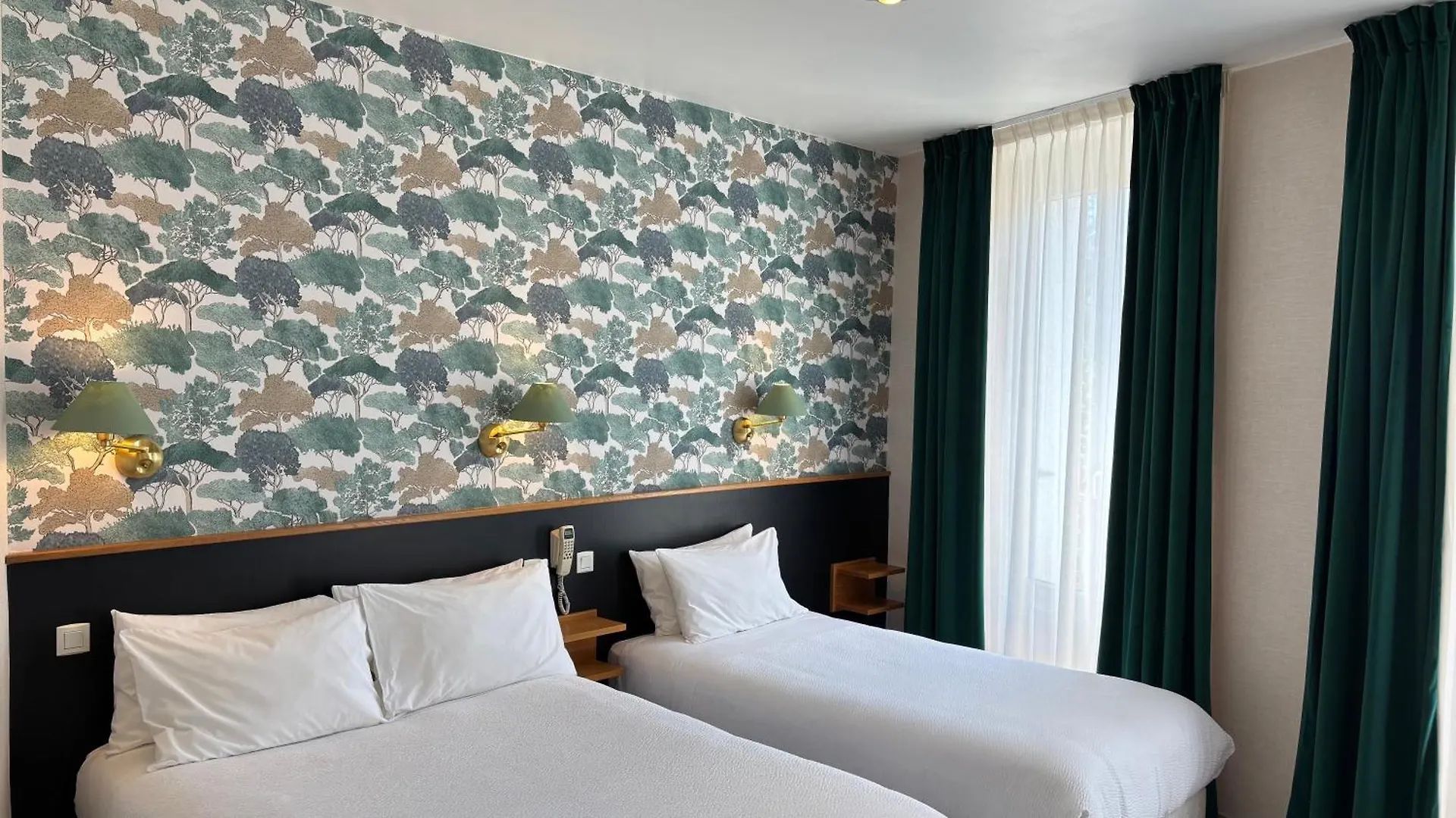 Logis Hotel Restaurant Grand Hotel De Lyon Vals-les-Bains